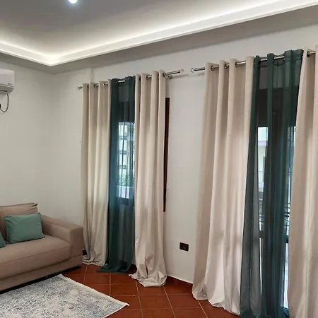 Apartment Am *